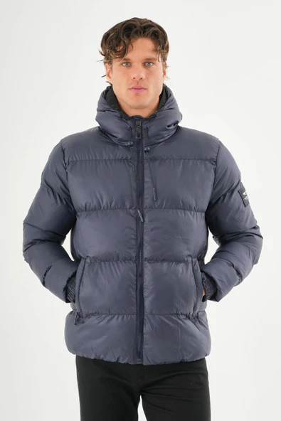 Erkek Regular Fit Astarlı Çok Cepli Kapuşonu Çıkan Rahat Mont - Resim 5