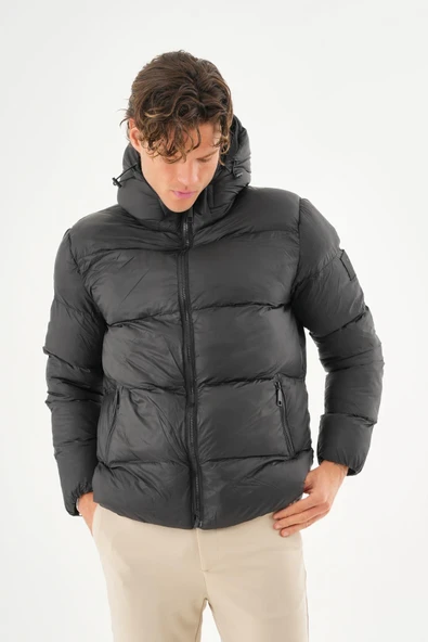 Erkek Regular Fit Astarlı Çok Cepli Kapuşonu Çıkan Rahat Mont - Resim 8