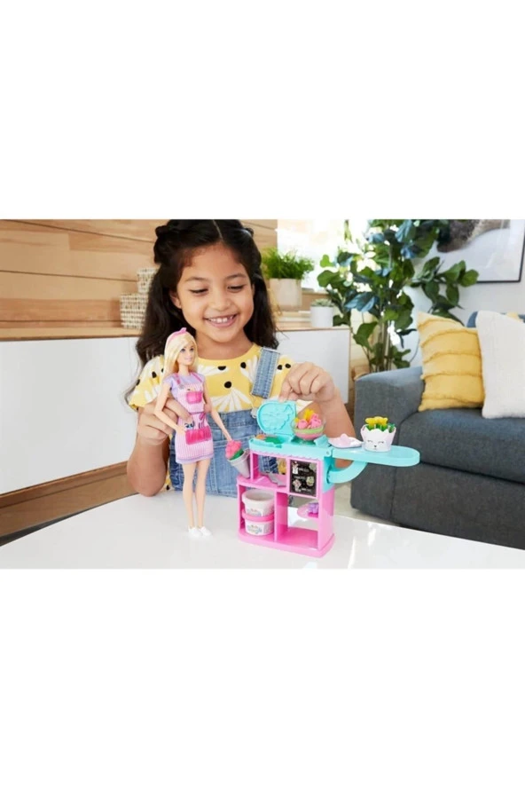 Barbie Çiçekçi Bebek Ve Oyun Seti GTN58