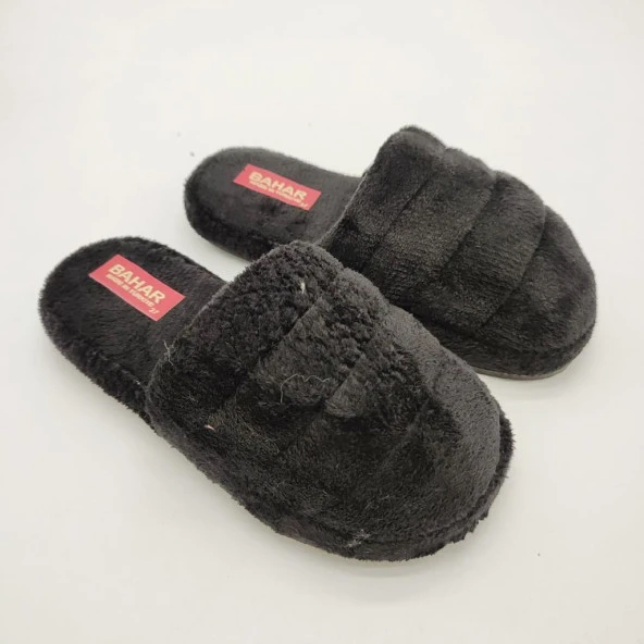 Yatay Dikişli Pofuduk Kadın Terlik Siyah Renk