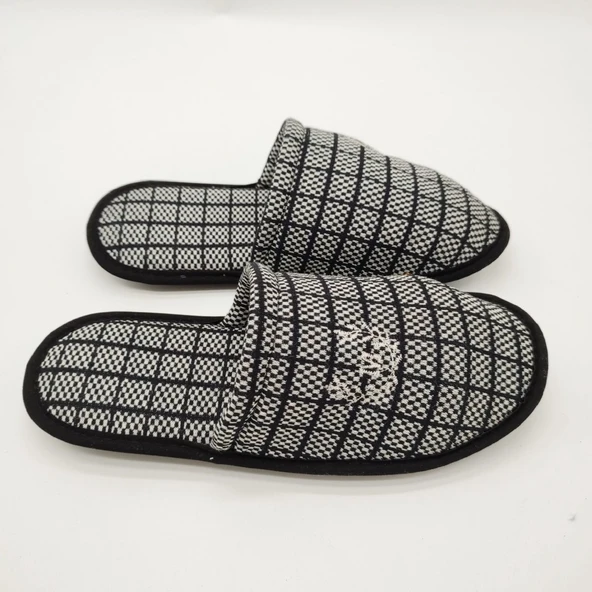 Siyah Gri Renk Kare Desenli Erkek Terlik - 12