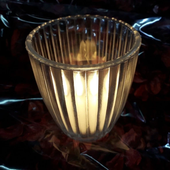 7 ADET BÜYÜK BOY TEA LİGHT MUM İÇİN CAM MUMLUK TEALİGHT CAM MUMLUK 7X4X8 CM SEVGİLİLER GÜNÜNE ÖZEL DEKOR MUMLUK ürün görseli