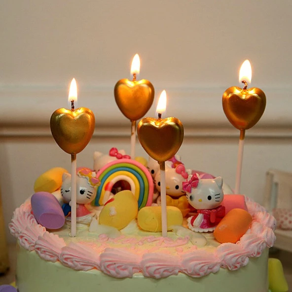 4 ADET GOLD KALPLİ PASTA MUMU KALPLİ DOĞUM GÜNÜ PASTA MUMU GOLD PASTA MUMU KALPLİ MUM GOLD CANDLE ürün görseli