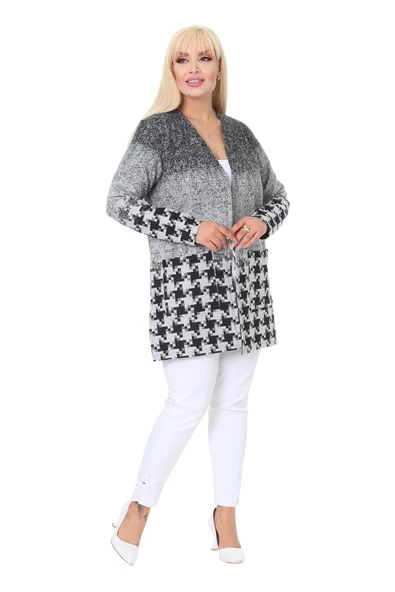 Melsay Butik Açık Gri Kazayağı Desen Kısa Büyük Beden Kadın Hırka - 4