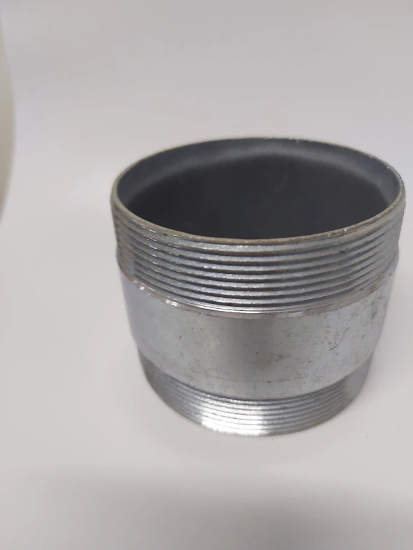 1 1/2" BORU NİPEL