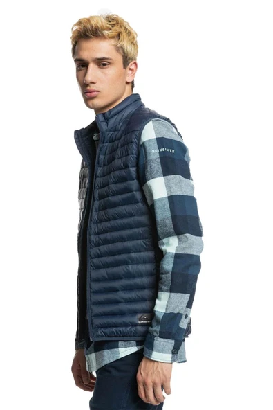 Quiksilver Scaly Sleeveless Erkek Yelek - Resim 2