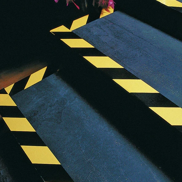 Yer İşaretleme Bandı Sarı Siyah 48mm 20 Metre - Resim 4