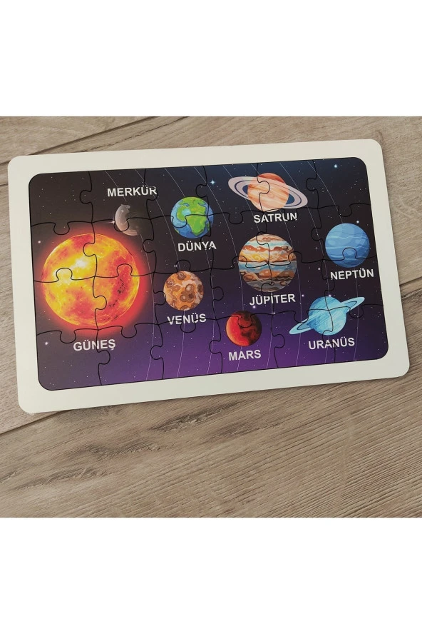 Güneş Sistemi 24 Parça Renkli Ahşap Puzzle