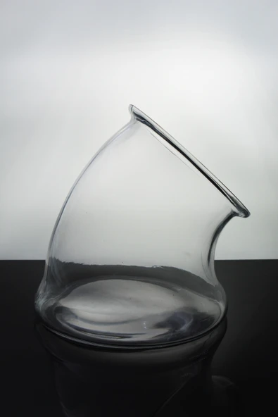 Paşabahçe Denizli Cam El İmalatı Eğik Vazo 1003121 23011 ürün görseli 1