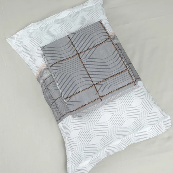 BASKILI SATEN ÇİFT KİŞİLİK NEVRESİM TAKIMI CARPOLIE - Resim 3