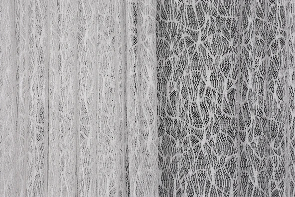 ÖRÜMCEK TÜL KIRIK BEYAZ RENK TEK KANAT Hazır dikilmiş Pileli Fon Perde 300*260 cm - Resim 3