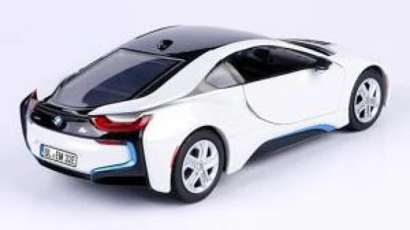 Motormax 2018 BMW İ8 Couple 1/24 Beyaz Model Araba - Resim 3