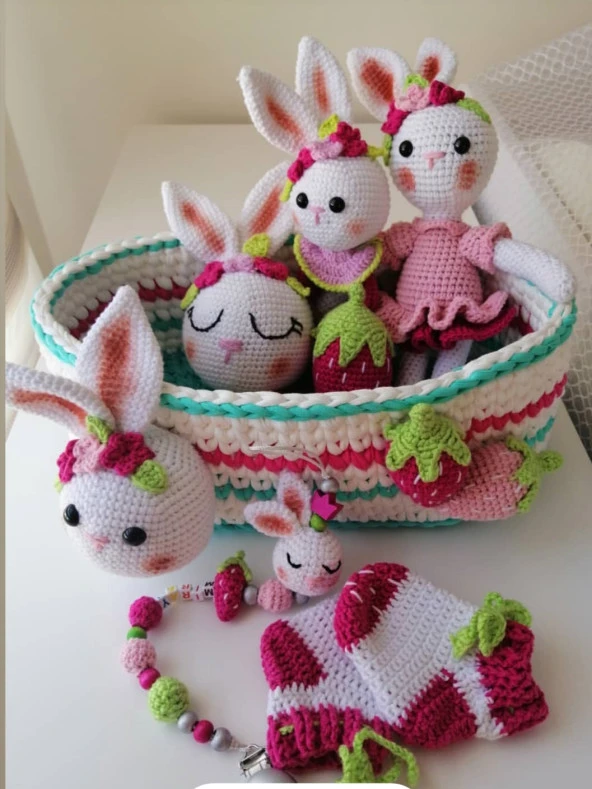 Yenidoğan Sevimli Tavşan Sepetli Takım Amigurumi Organik Oyuncak - 1