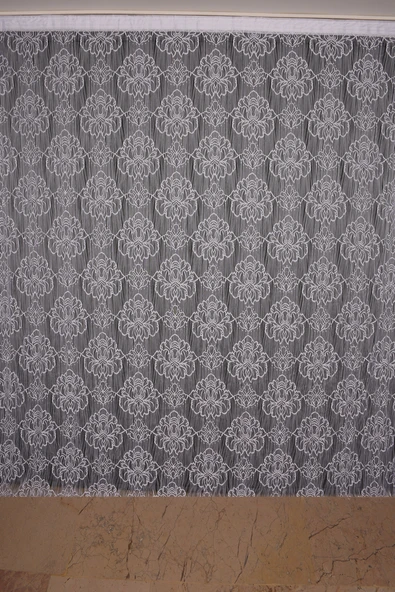 ÖRÜMCEK  MODEL BEYAZ RENK İP PERDE HAZIR DÜĞMELERİ DİKİLMİŞ İP PERDE 300*280 cm ürün görseli