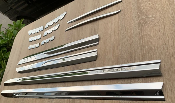 Clio 5 Set 2019 Yan Kapı Çıtası +Alt Ön Panjur+Ön Panjur 12 PRÇ ürün görseli