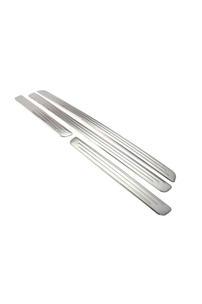 Passat B8 İç Kapı Eşiği 2015 > Krom 4 Parça Paslanmaz Çelik ürün görseli