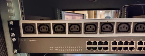 Baytech Rpc-3A Pdu 19 Raf Kulakları Plastik Aparat