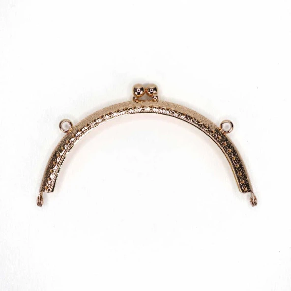Oval Delikli Vintage Metal Çanta Bursu 12.5CM Gold