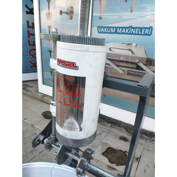 Manuel Mekanik Tulumba Tatlı Makinesi 3-5 Kg (Tepsi Dahil Değildir) - 3