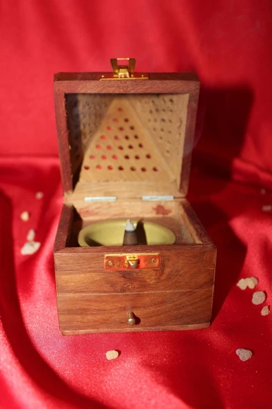 Konik Tütsülük Piramit Çekmeceli - Resim 2