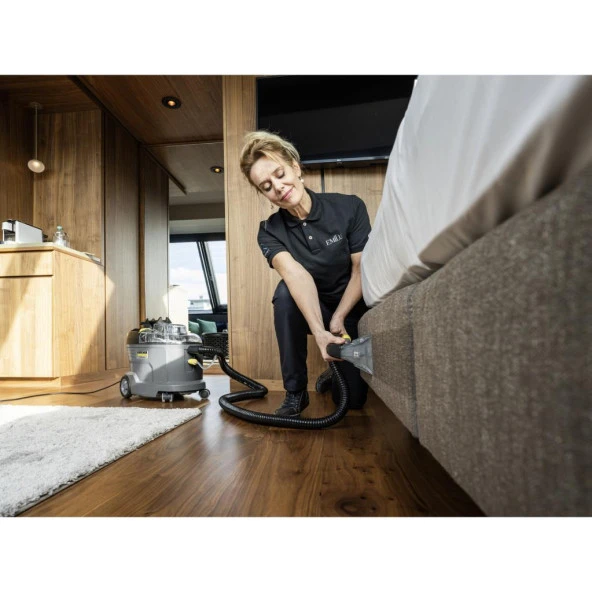 Karcher Puzzi 8/1 Halı ve Koltuk Yıkama Makinesi - 3