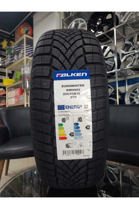 Falken 205/55 R16 TL 91H Eurowinter HS02 Oto Kış Lastiği ( Üretim Yılı: 2023 )