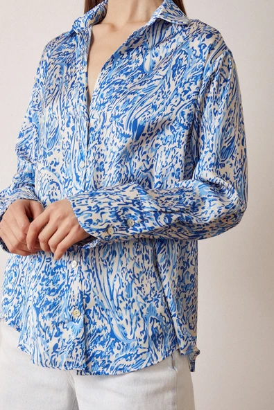 V Yaka Desenli Saten Gömlek Saks - Resim 4