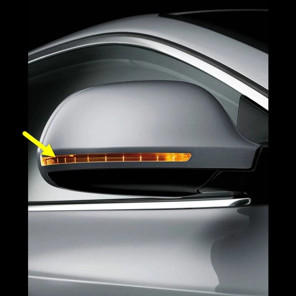 Audi Q3 2015-2018 Sağ Dış Dikiz Aynası Sinyal Lambası 8K0949102E