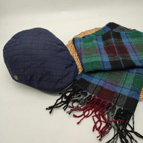 Kare Desenli Mavi Renk Kasket ve Atkı İkili Takım - 3