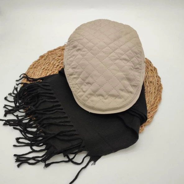 Kare Desenli Krem Renk Kasket ve Atkı İkili Takım - 3