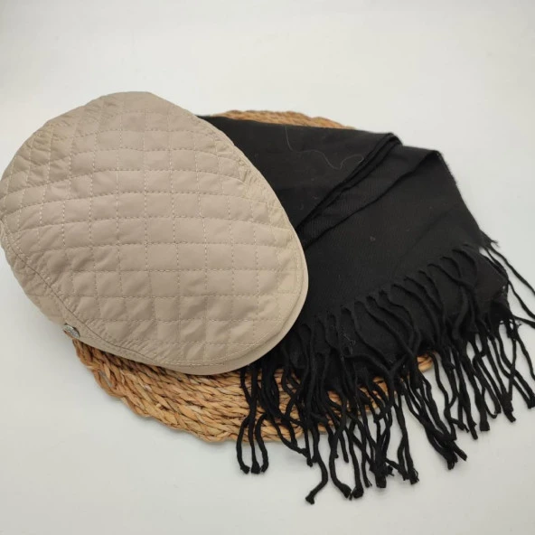 Kare Desenli Krem Renk Kasket ve Atkı İkili Takım - 4