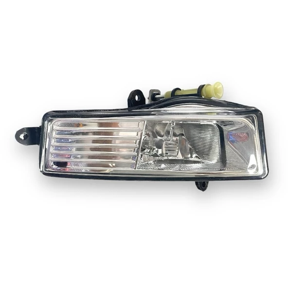 Audi A6 2009-2010-2011 Ön Tampon Sağ Sis Farı 4F0941700A - 2