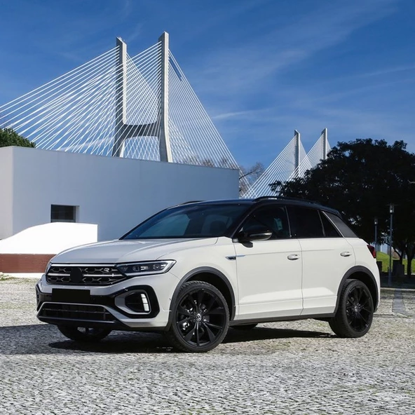 VW T-Roc 2021-2024 1.5TSi Motor Yağı Dolum Kapağı 05E103485J - 2