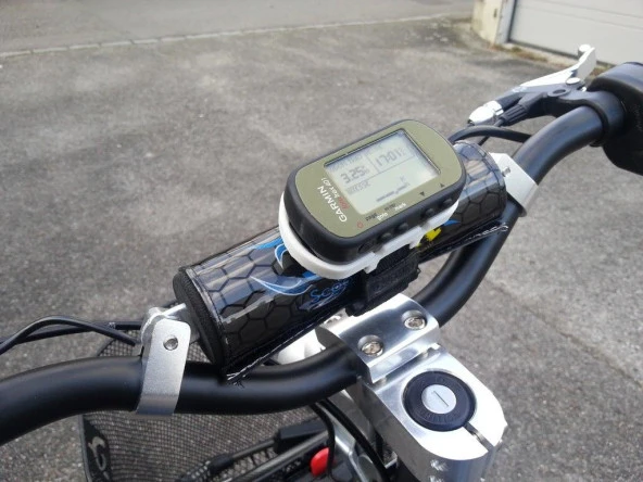 Garmin Foretrex 401 Hızlı Yayın Tutucu / Destek Ataşması Rapide Plastik Aparat