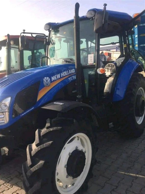 New Holland TD 75 D Traktör Kabin Paspası-Füme-2015 Model ve Öncesi - 3