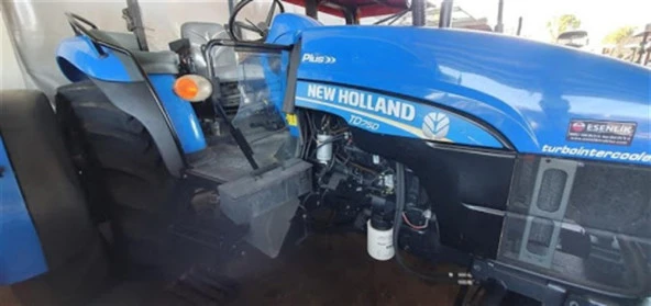 New Holland TD 75 D Traktör Kabin Paspası-Füme-2015 Model ve Öncesi - 2