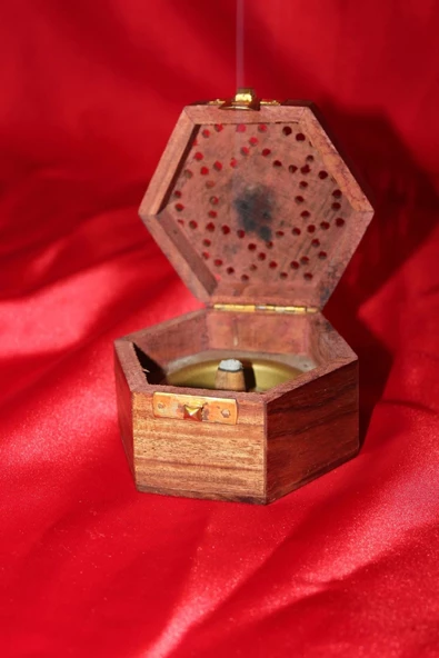 Ahşap Piramit Konik Tütsülük Altıgen - 3