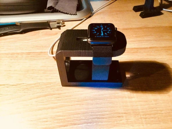 Apple Watch Dock Plastik Aparat - 9