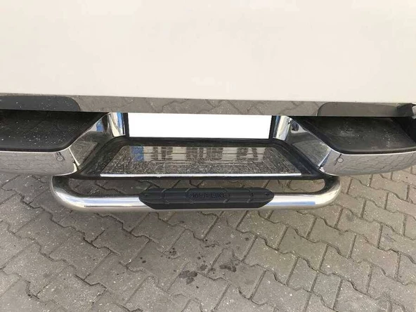 OMSA Toyota Hilux Arka Basamak Çap:76 Krom 2015 ve Sonrası - 2
