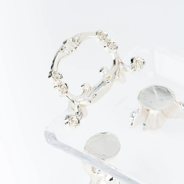 Dikdörtgen Cam Tepsi Ayaklı Kulplu Gümüş Detaylı - 3