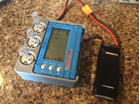 3 İn 1 150W Deşarj Gerilim Test Cihazı Dengeleyici Lipo Pil İçin Plastik Aparat