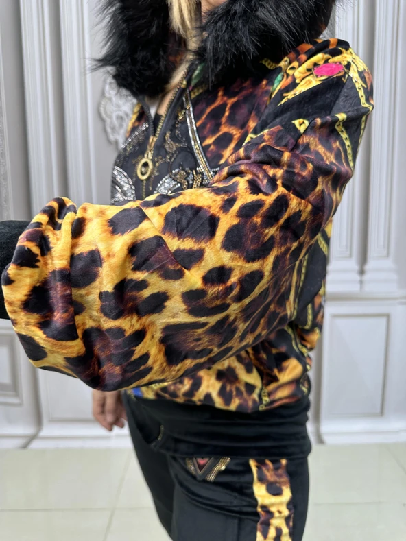 Leopar Desen Kürklü Crystal Taşlı Kadife Eşofman Takımı - KAHVE - 3