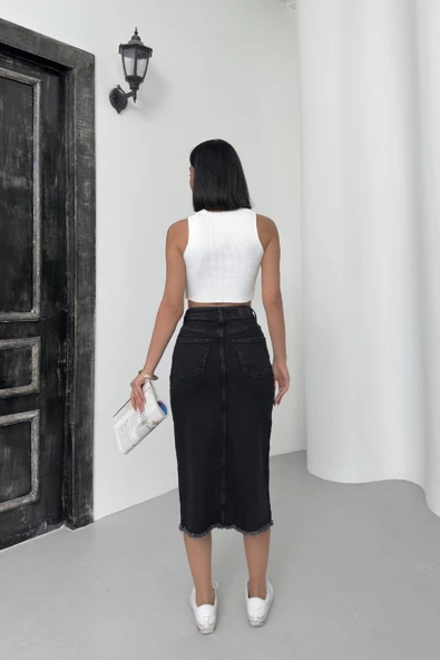 Önü Düğmeli ve Bitişi Püsküllü Cepli Kısa Boylu Kot Kadın Etek Normal Antrasit Denim Yaz / Bahar - Resim 6