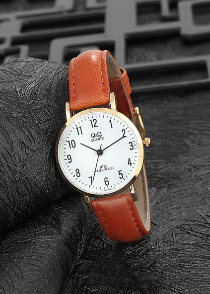 Q&Q QC102J002Y Altın Taba Retro Deri Kordonlu Rakamlı Sevgili Çift Kol Saatleri - 3