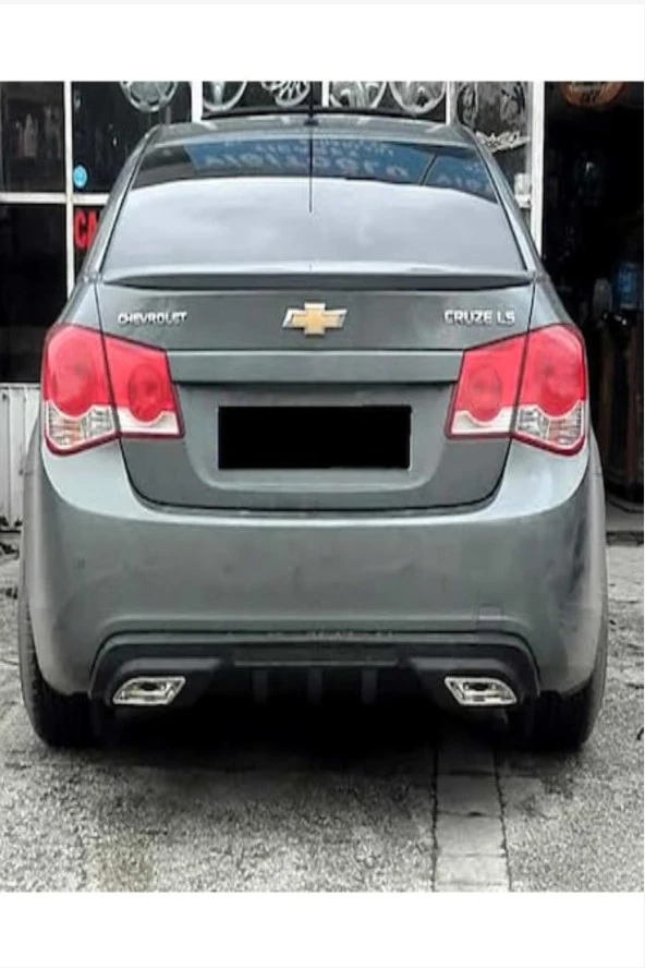 Chevrolet Cruze Difüzör Siyah Boyalı