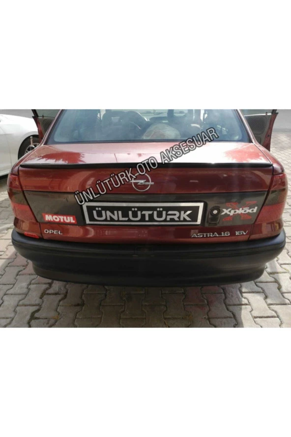 Opel Astra F Bagaj Üstü Spoiler Piano Black 1991-1998