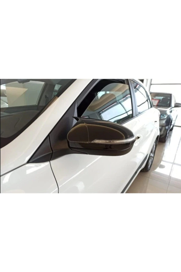 Hyundai I20 Uyumlu Sinyalli Yarasa Ayna Kapağı ürün görseli