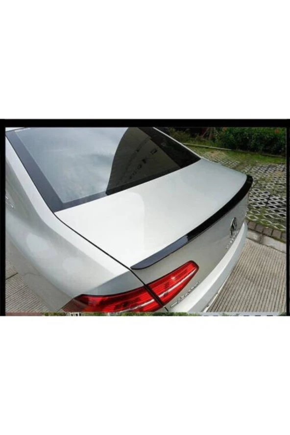 Fiat Egea Bagaj Üstü Spoiler Piano Black