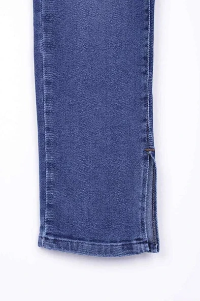 Paçaları Yırtmaç Detaylı Yüksek Belli ve Cepli Normal/Basic Jean Kadın Kot Pantolon KoyuMavi Denim - 5