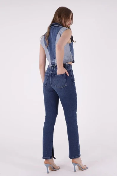 Paçaları Yırtmaç Detaylı Yüksek Belli ve Cepli Normal/Basic Jean Kadın Kot Pantolon KoyuMavi Denim - 3